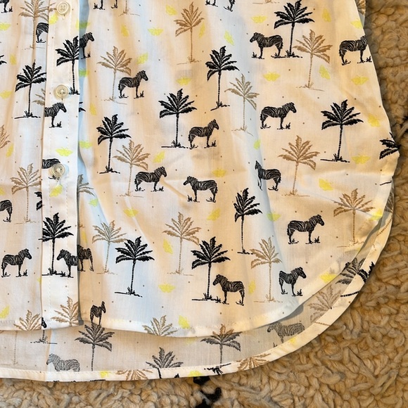 NWT Ann Taylor white button up long sleeve top with zebras and palm trees - Picture 5 of 10